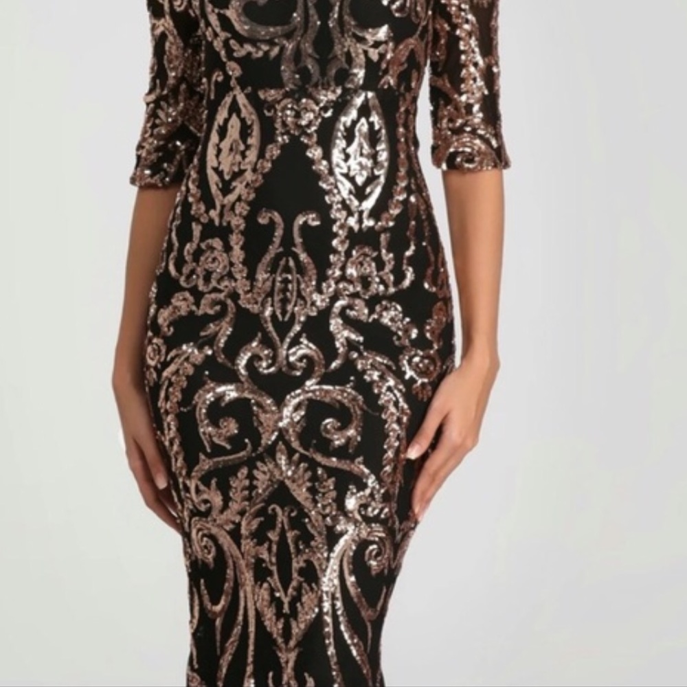 Preorder | Black Gold Sequin Embelish Mermaid Gown - Picture 4 of 8